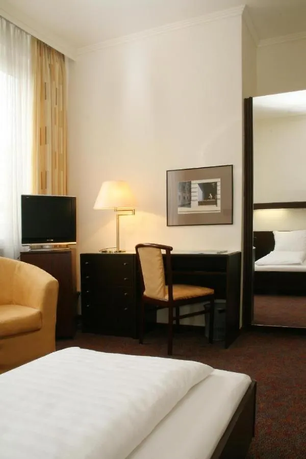 Isar City Pension Munich Guest house